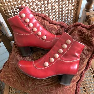 Miz Mooz Red Fido Ankle Boots | Retired Color | Like New!